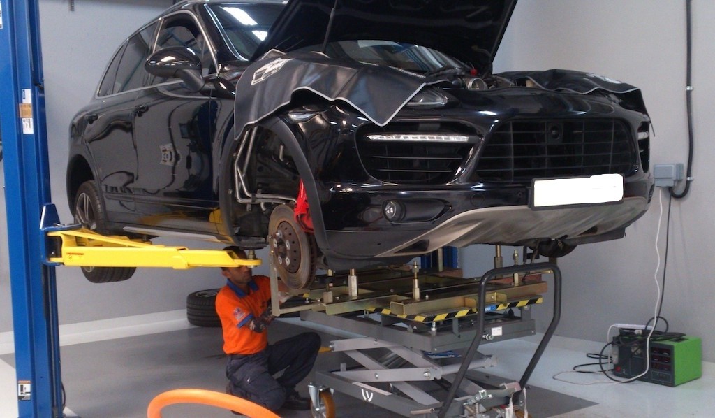 ремонт двигателя Porsche Cayenne в Перми